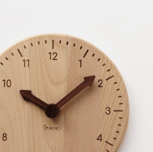 Handmade Solid Wood Learning to tell the time Educational Clock - Picture 2 of 5